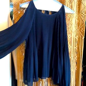 Flowy navy blue blouse. Size small